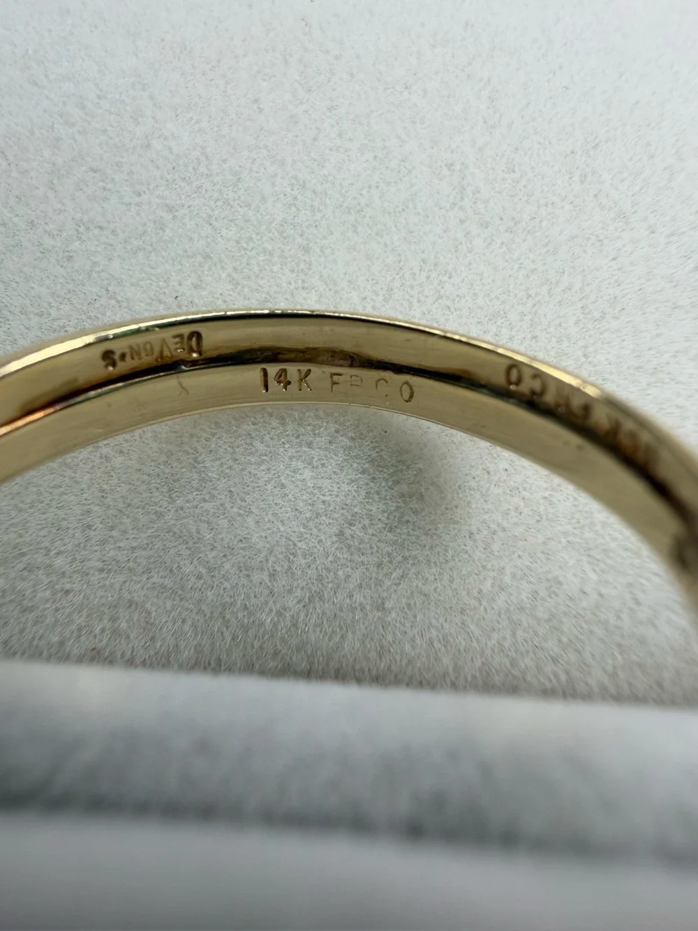 14K Yellow Gold Diamond Bridal Set Elegant Vintage Estate Swirl Bypass‎ Design
